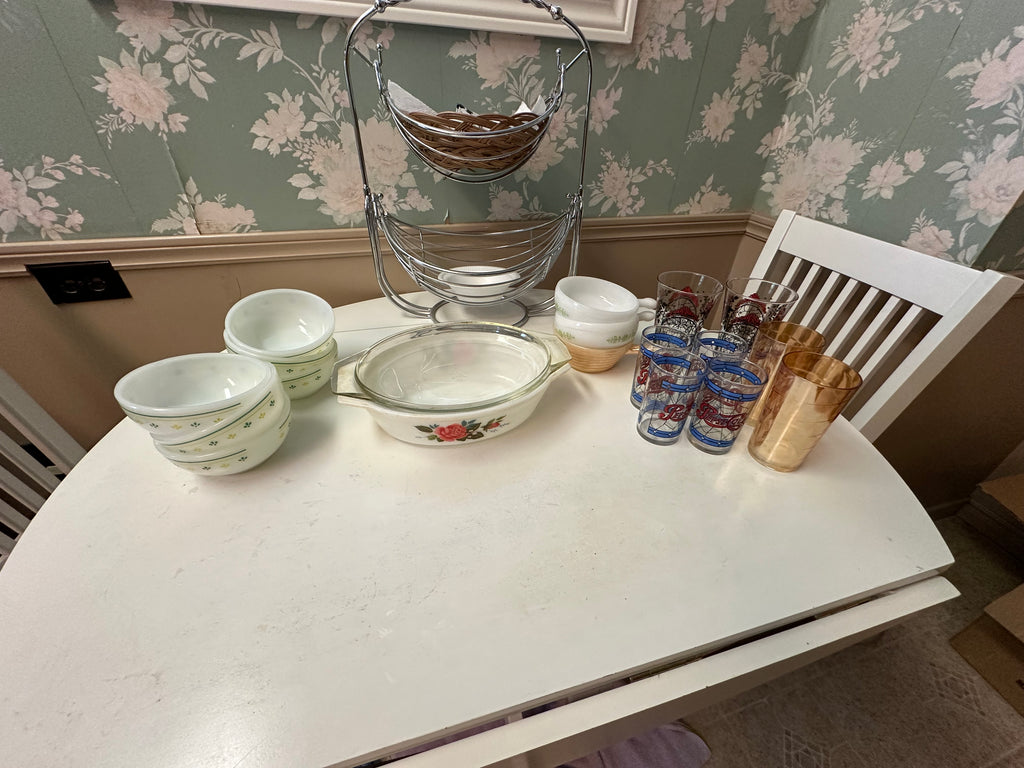 Vintage Kitchenware Lot