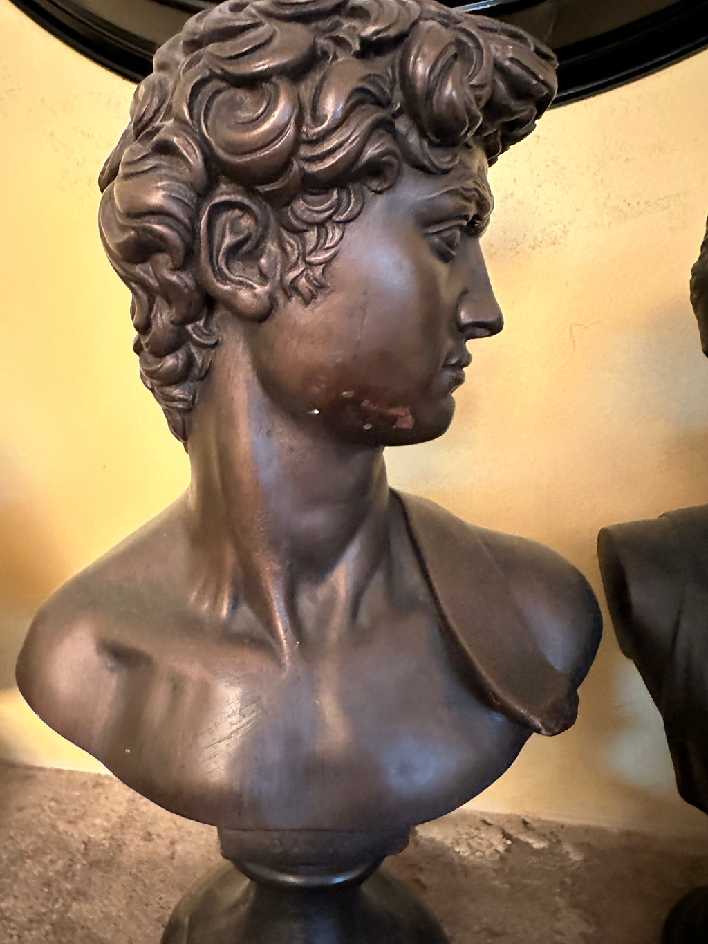 Statue Lot