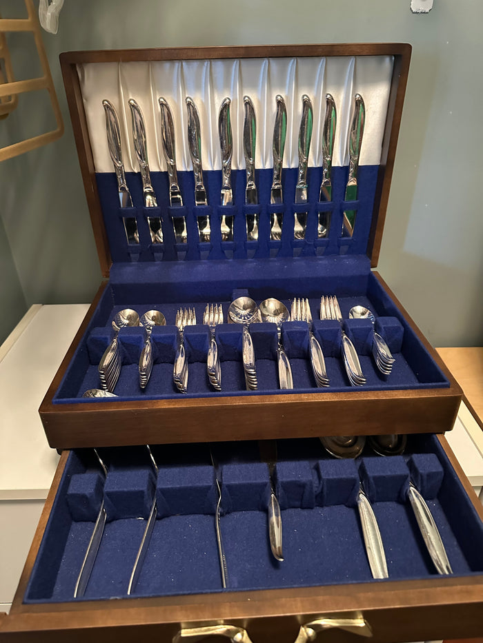 Flatware Set