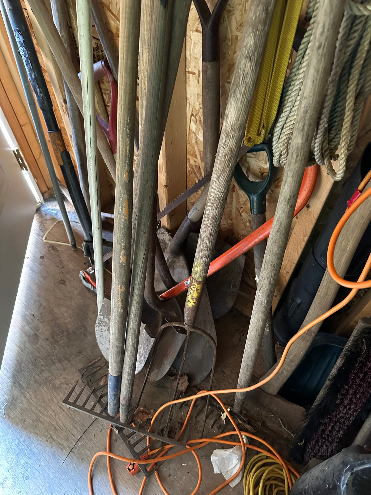 Garden Tool Lot