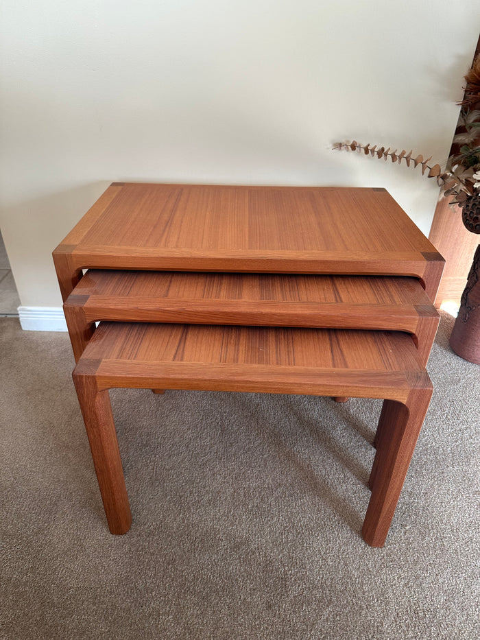 Vildbjerg Møbelfabrik Nesting Tables