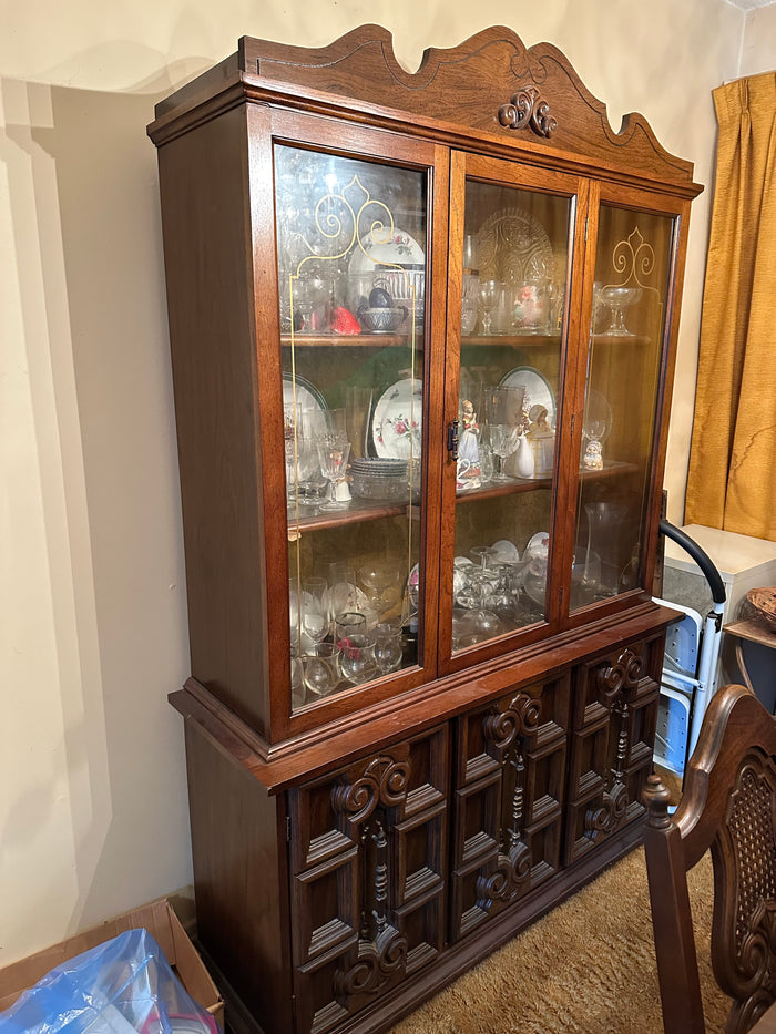 Display Cabinet