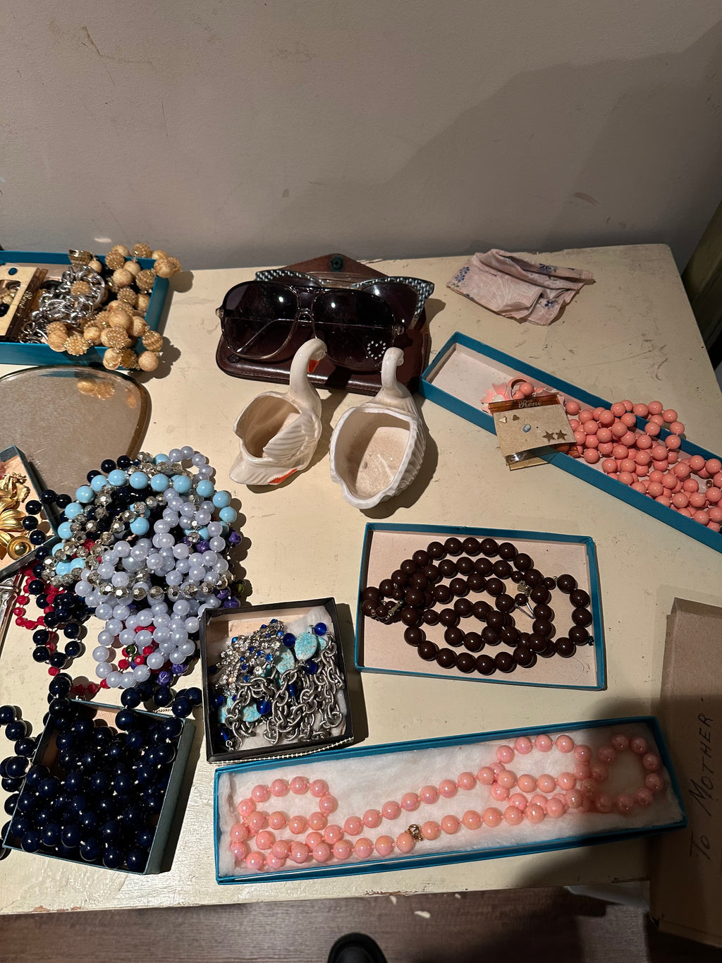 Lot #32 Costume Jewelery Lot