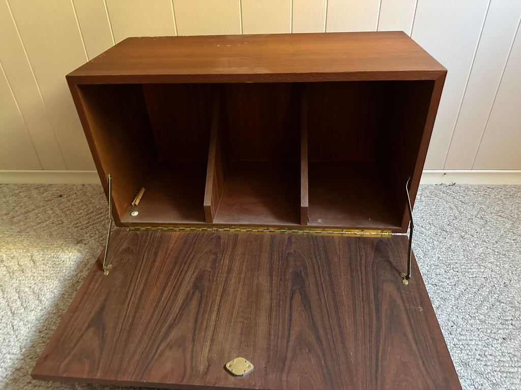 Record Cabinet