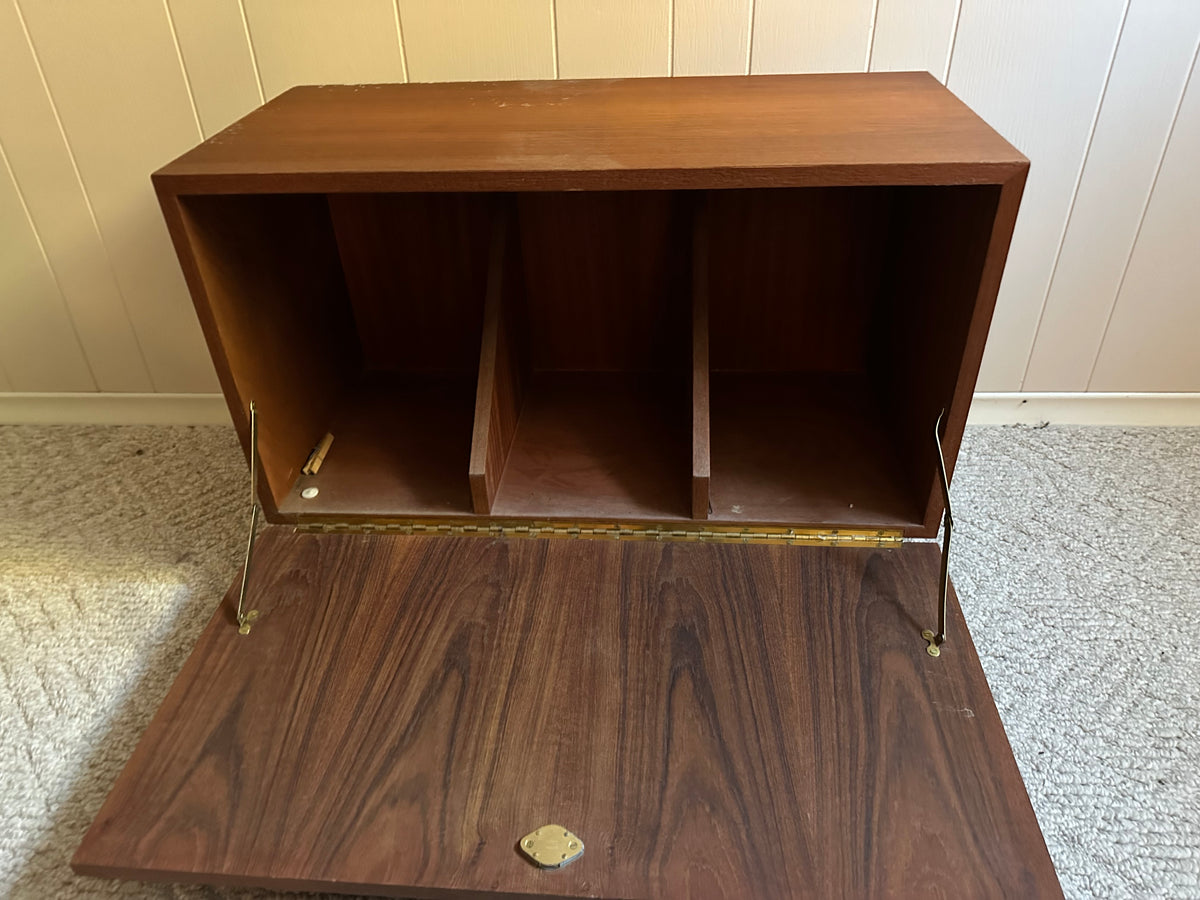 Record Cabinet