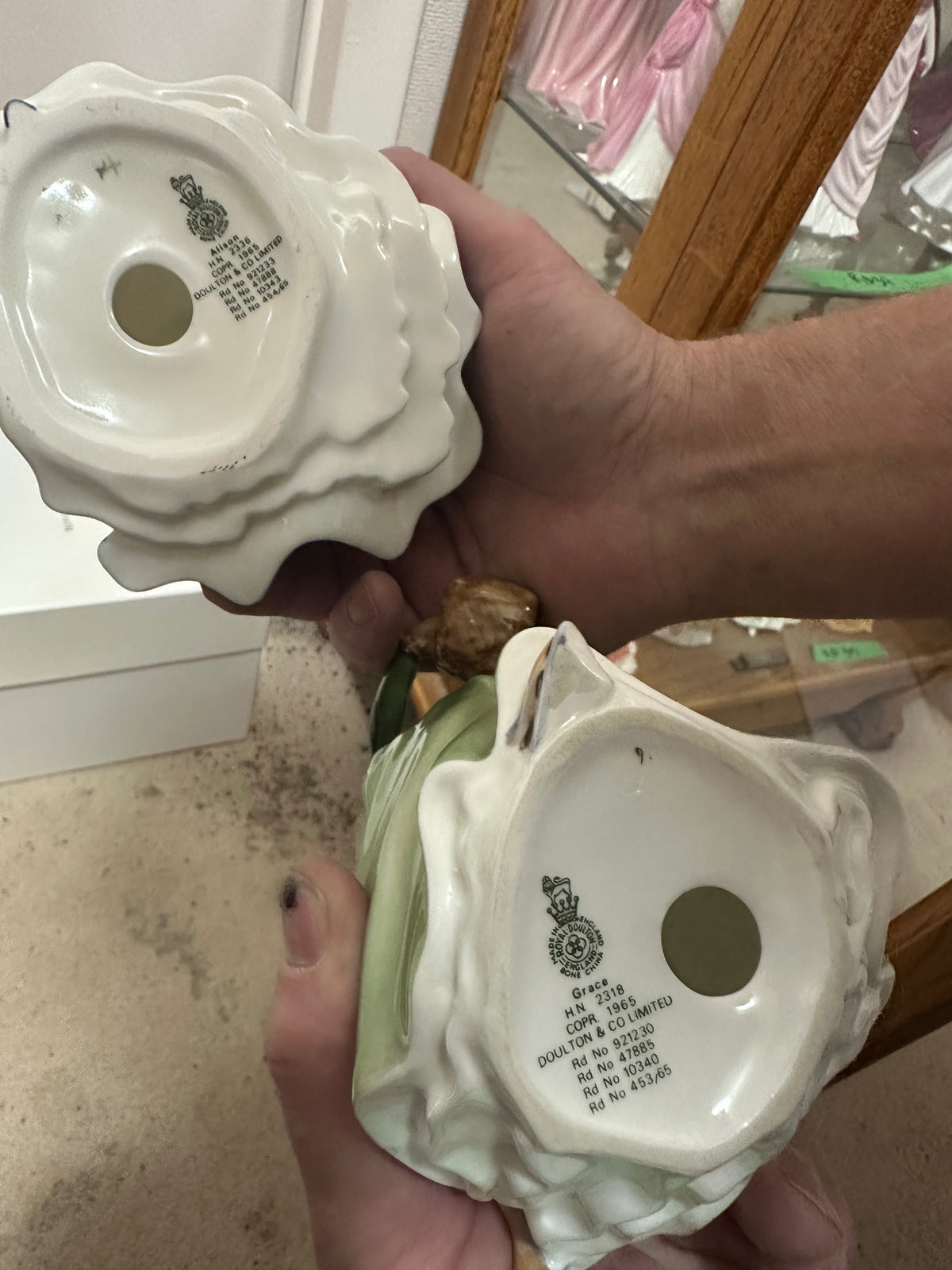Royal Doulton Lot #32 (10 units in lot)