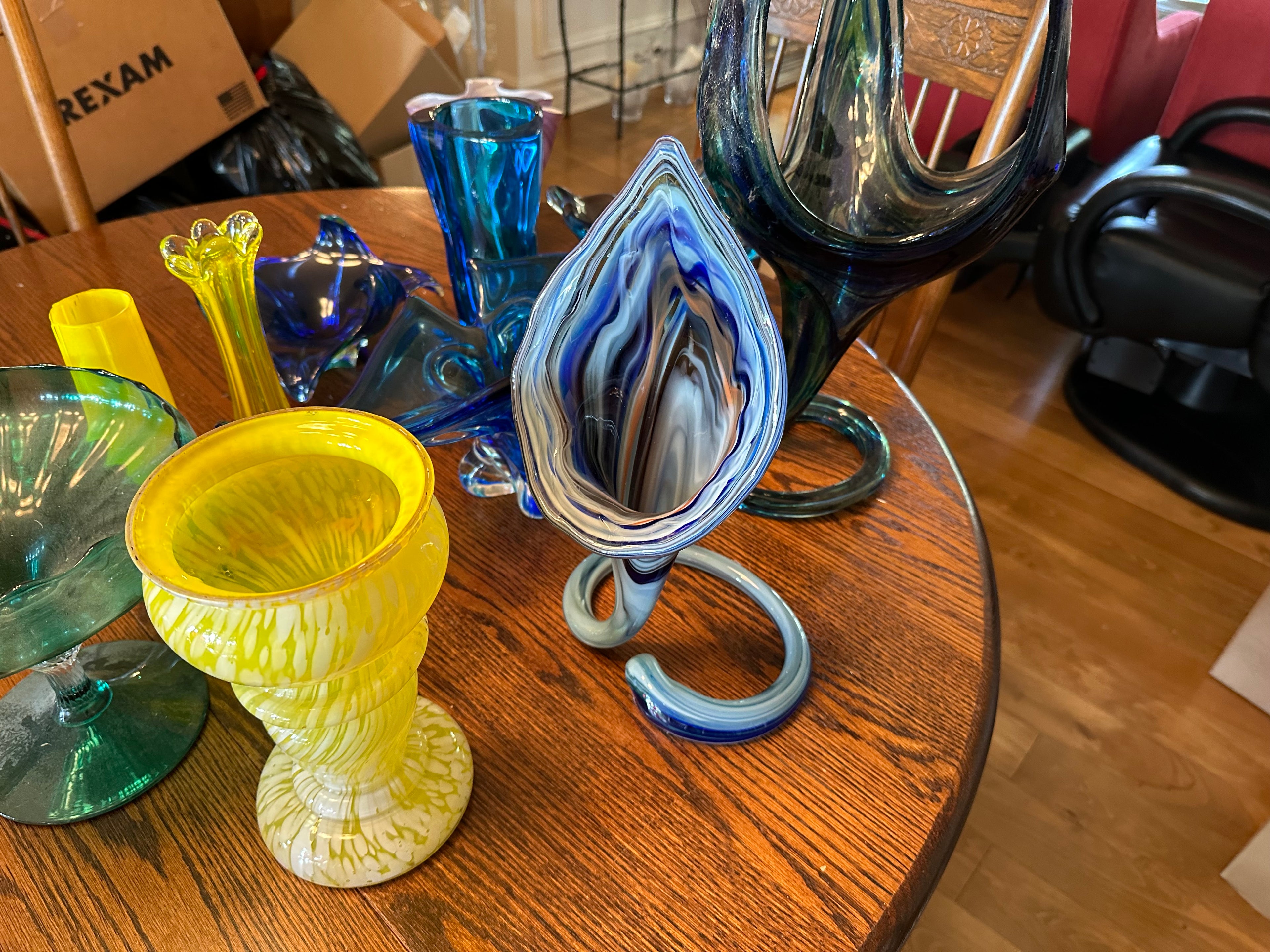 Art Glass Lot #12