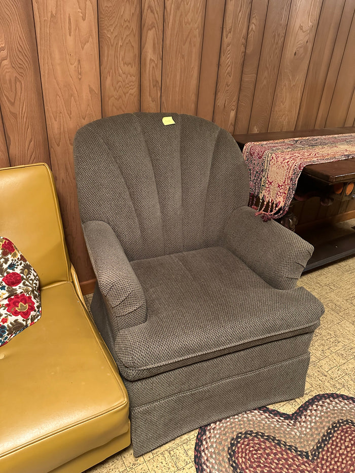 Swivel/Rocking Chair