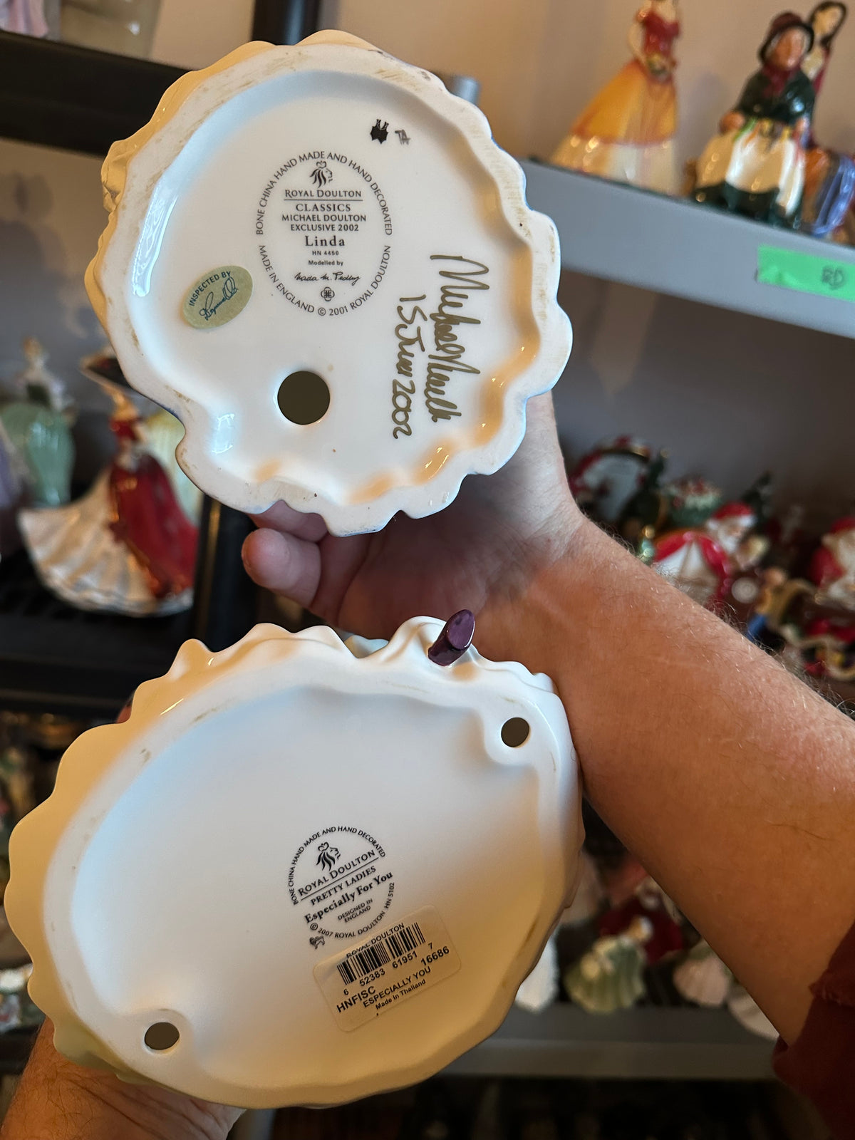 Royal Doulton Lot #21 (12 units in lot)