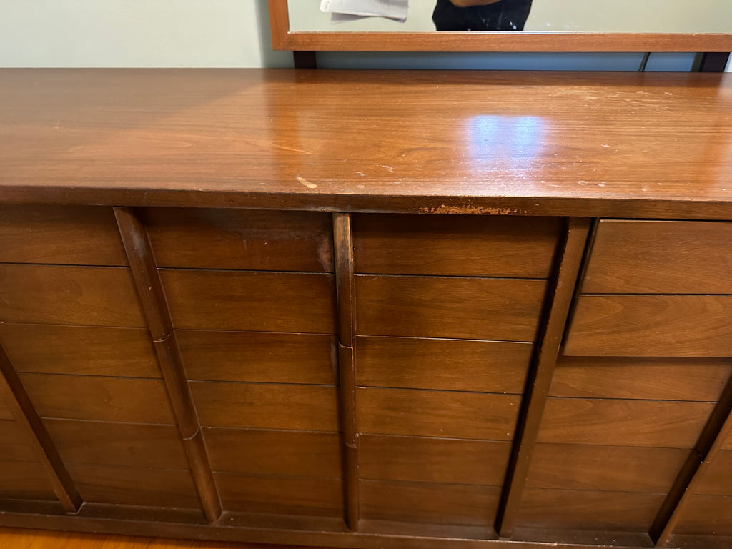 Deilcraft Horizontal Dresser