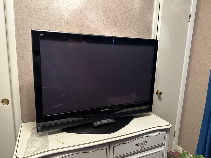 42” Panasonic TV