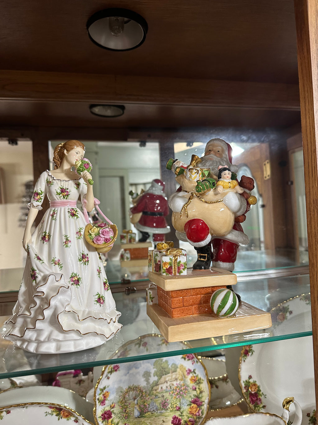 Royal Albert “Old Country Roses” Deluxe Set