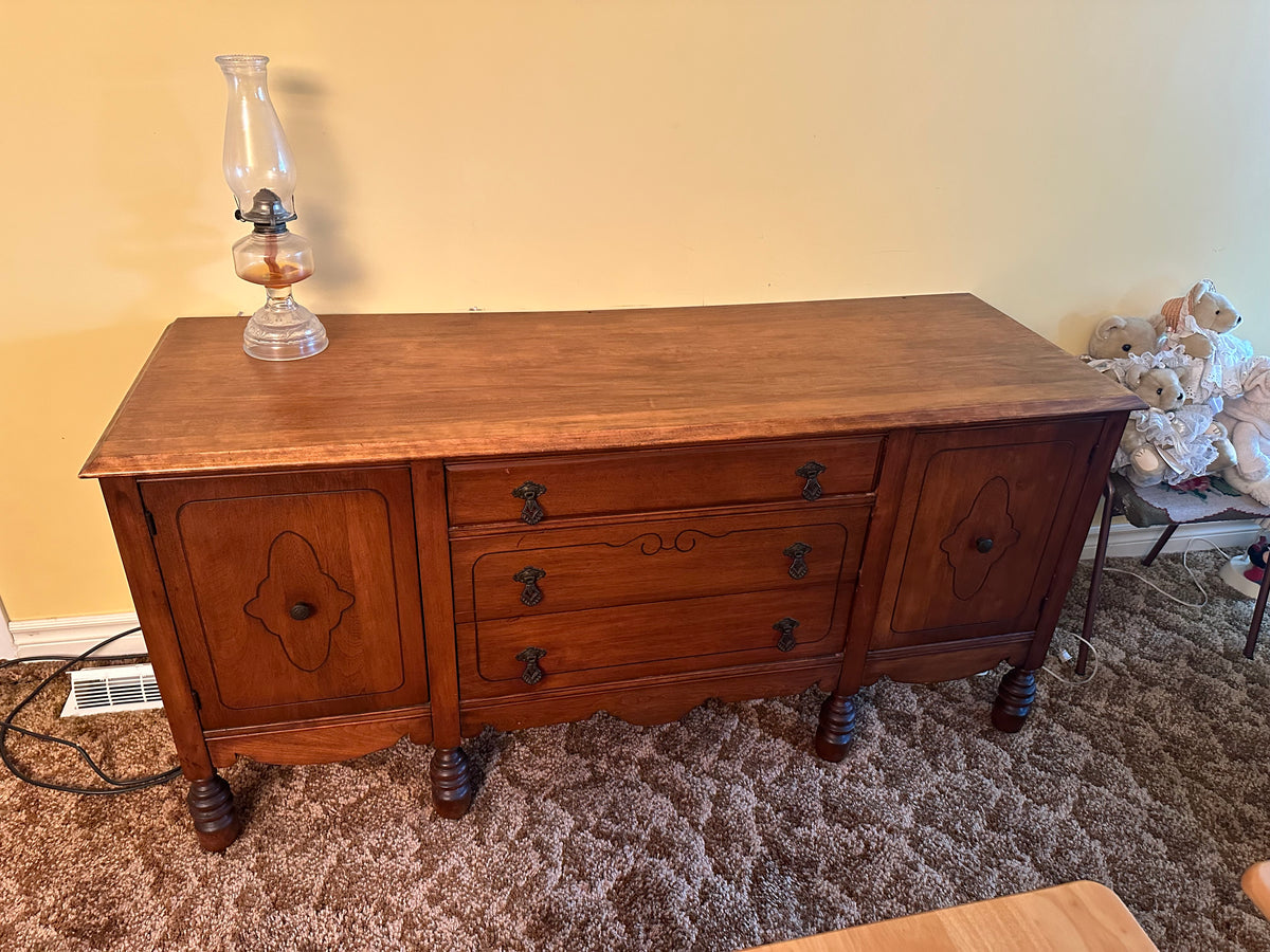 Sideboard