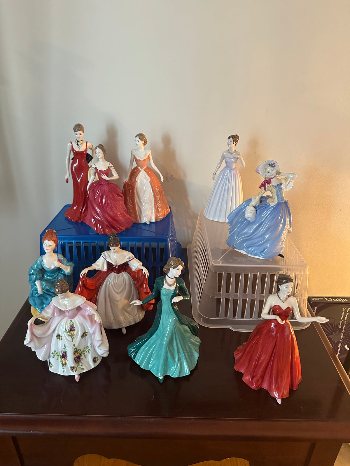 Royal Doulton Lot #1 (10 units in lot)
