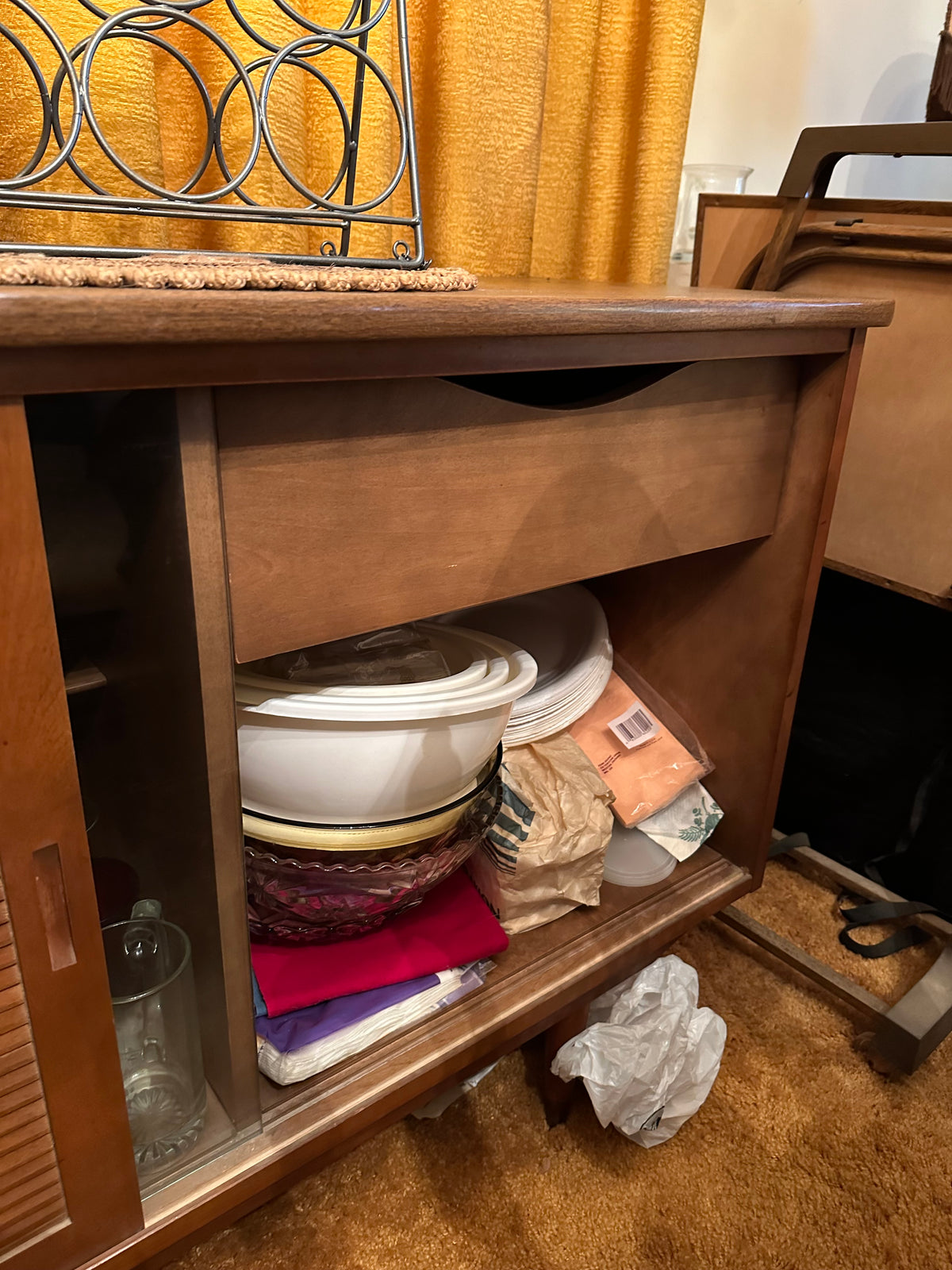 Sideboard