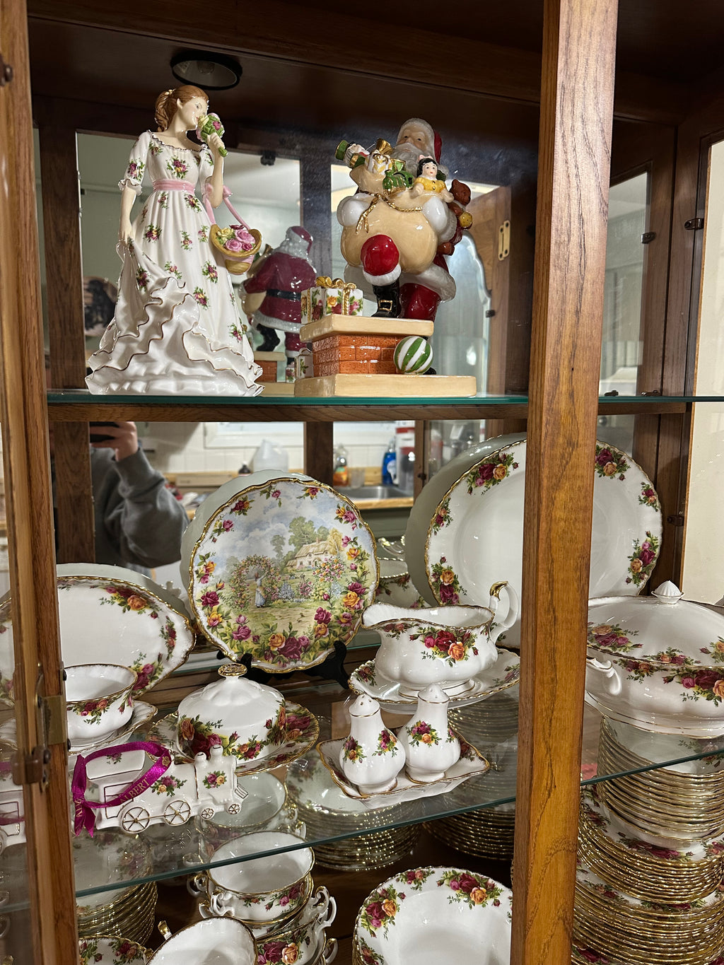 Royal Albert “Old Country Roses” Deluxe Set