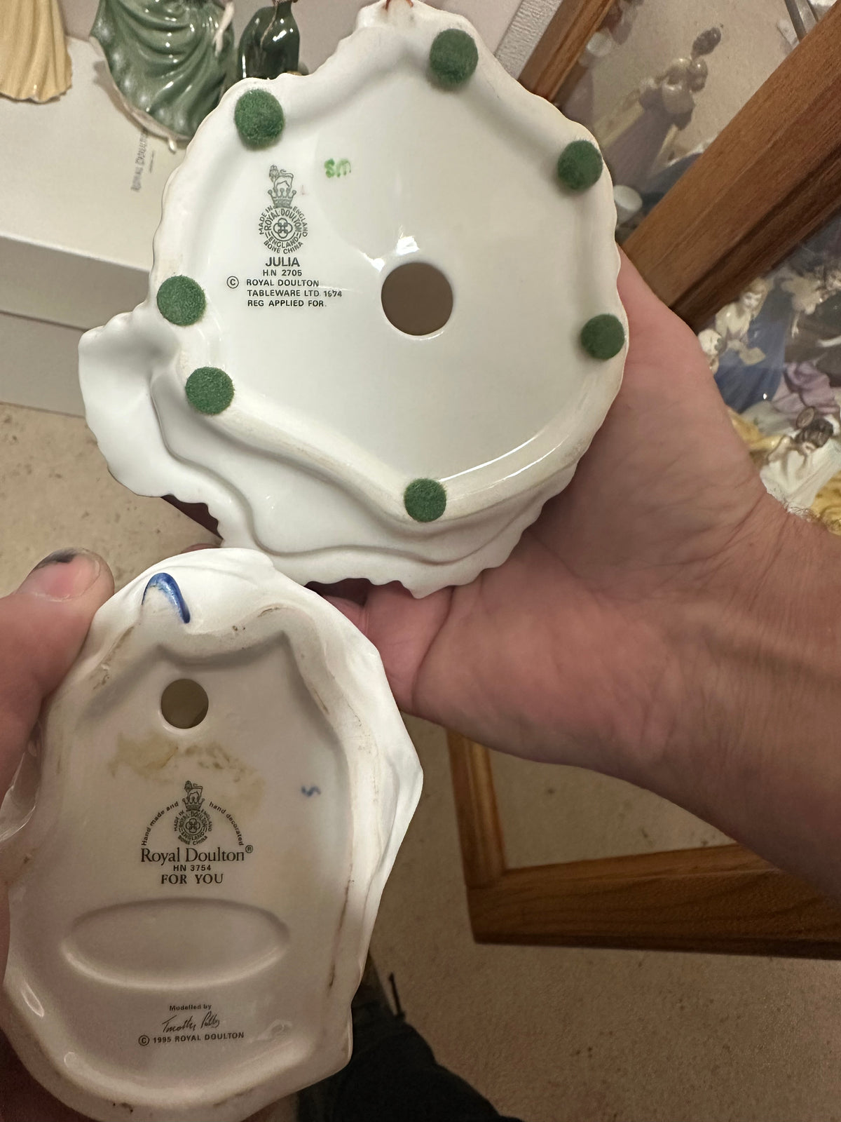 Royal Doulton Lot #32 (10 units in lot)
