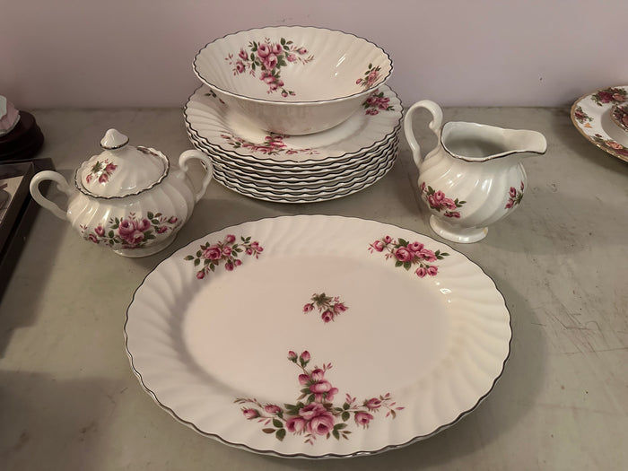 Johnson Brothers Set