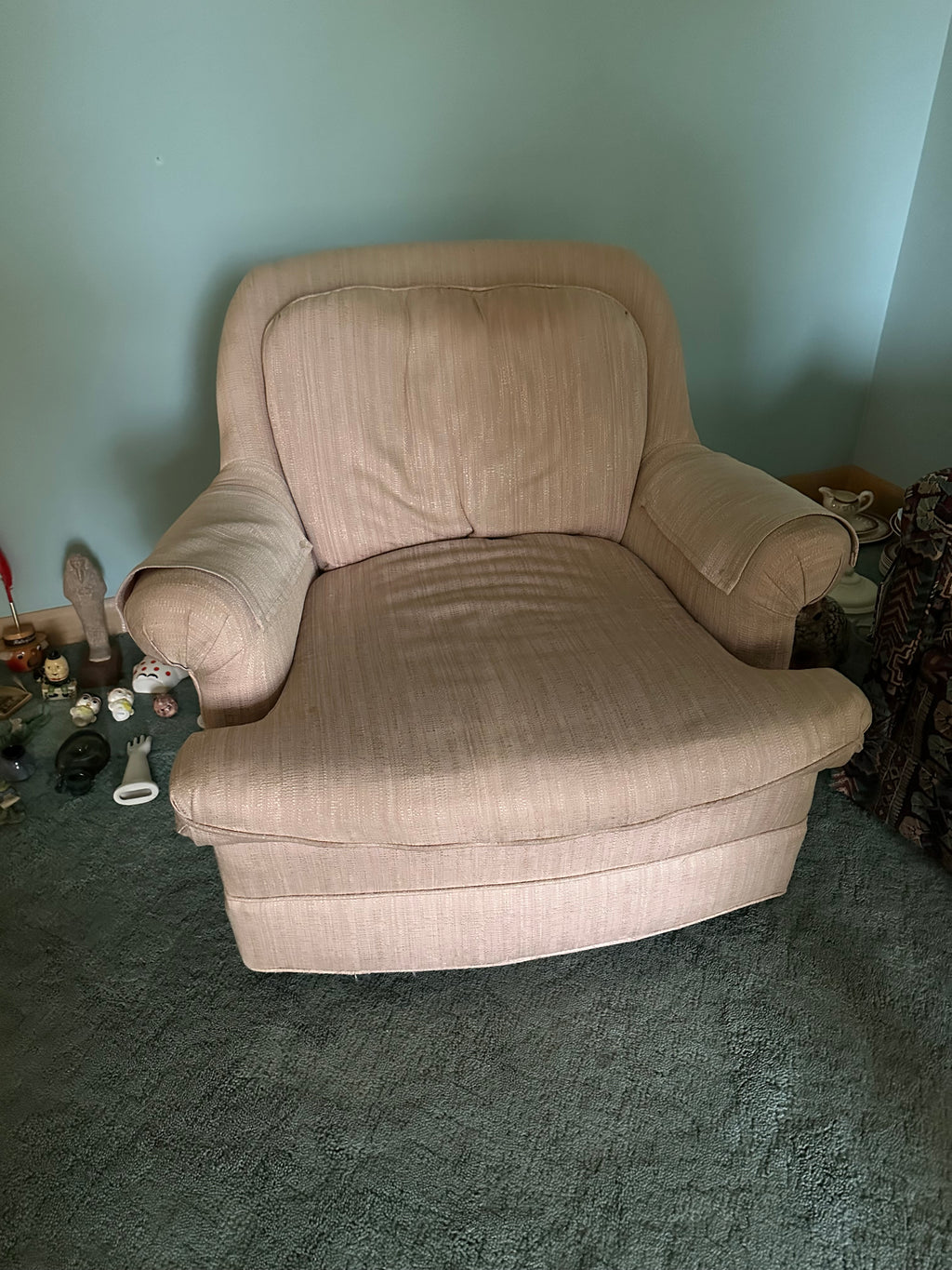 Pink Swivel Chair