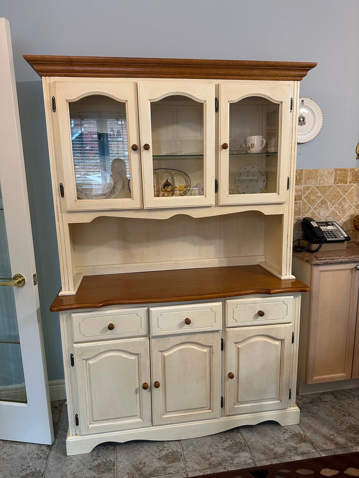 2pc Display Hutch #2