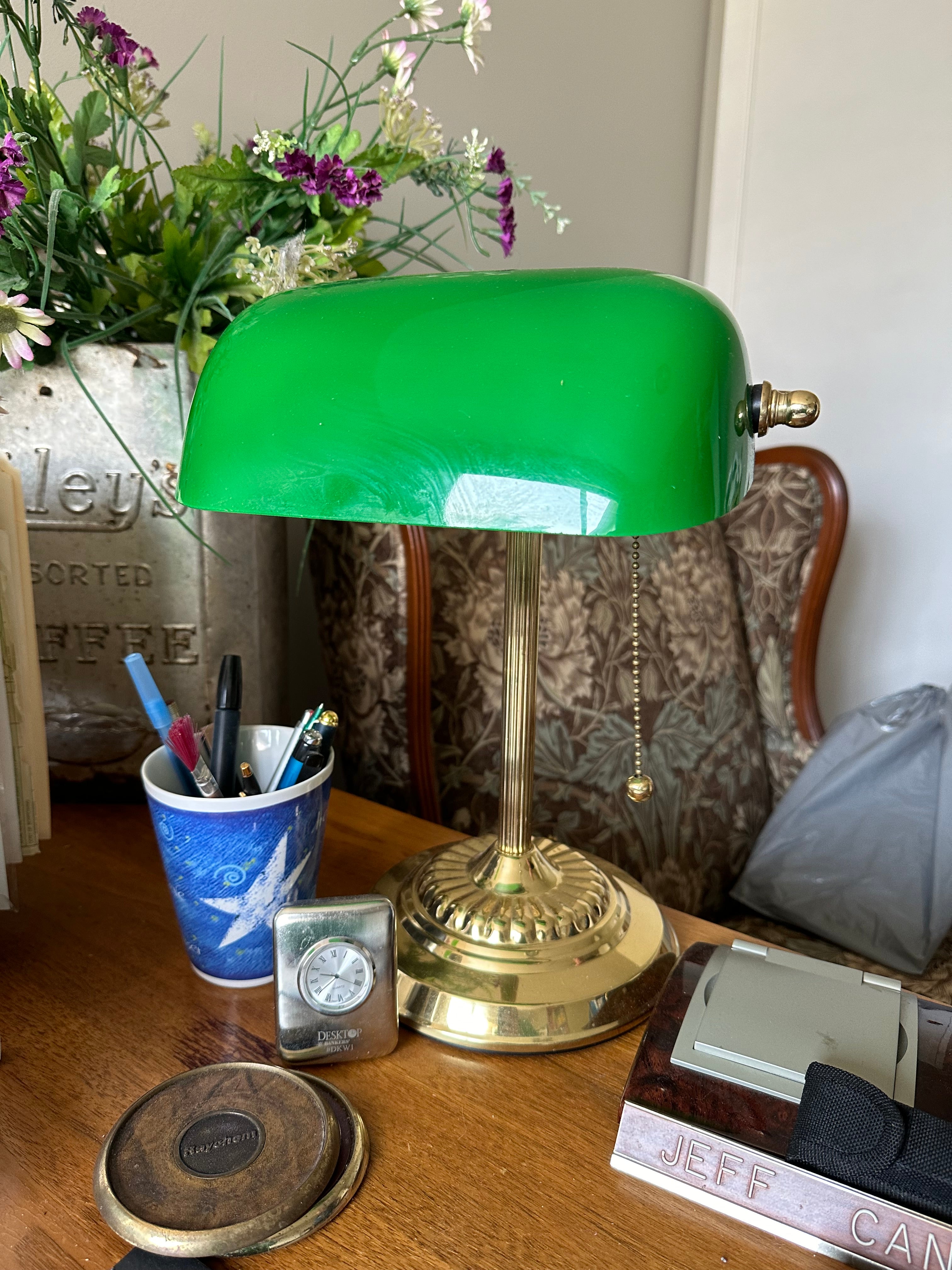 Banker Lamp