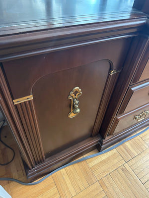 Display Hutch