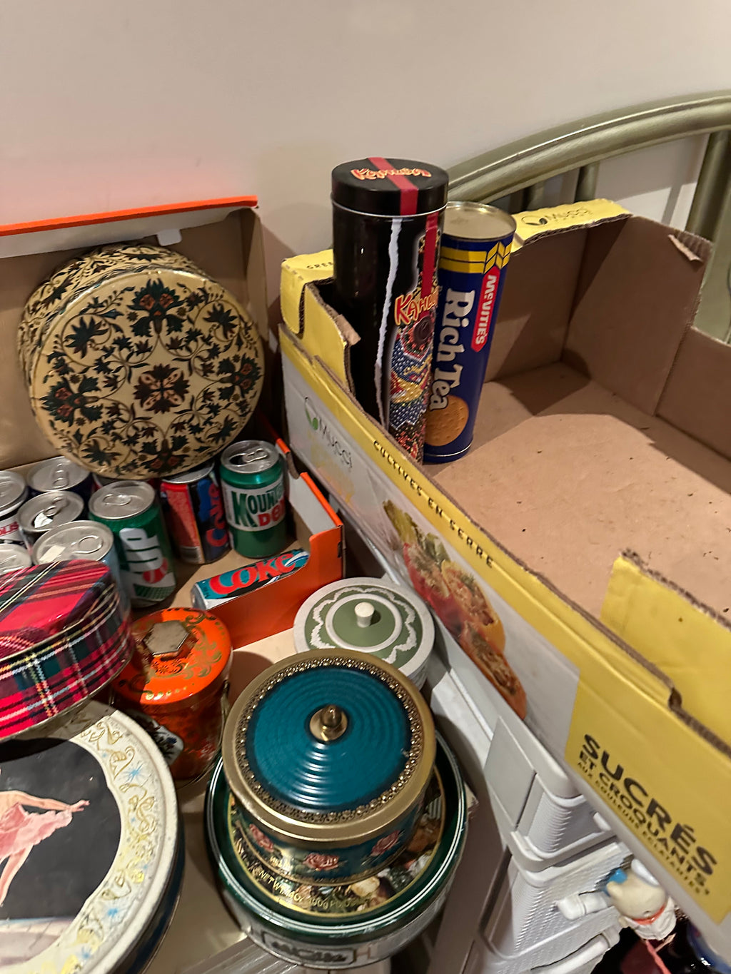 Lot #33 Assorted Tins