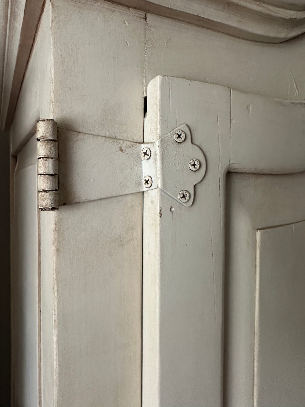 Lot #62 Vintage Armoire