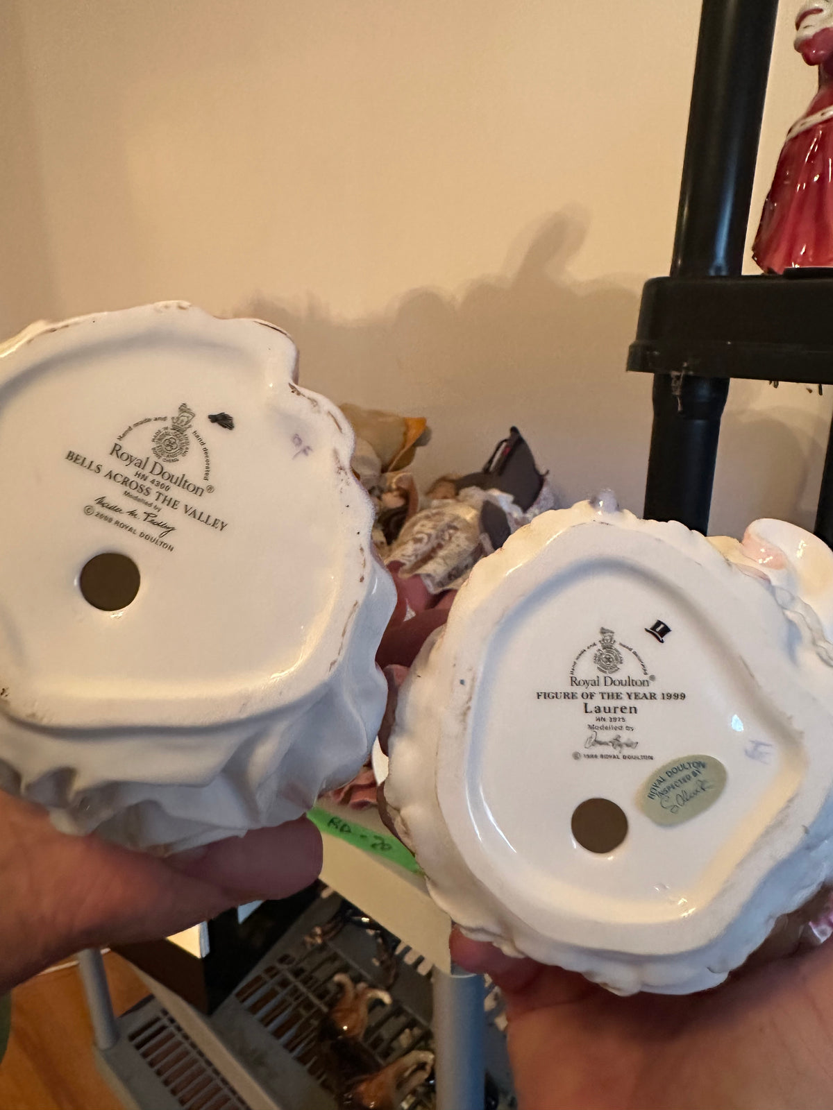 Royal Doulton Lot #20 (12 units in lot)