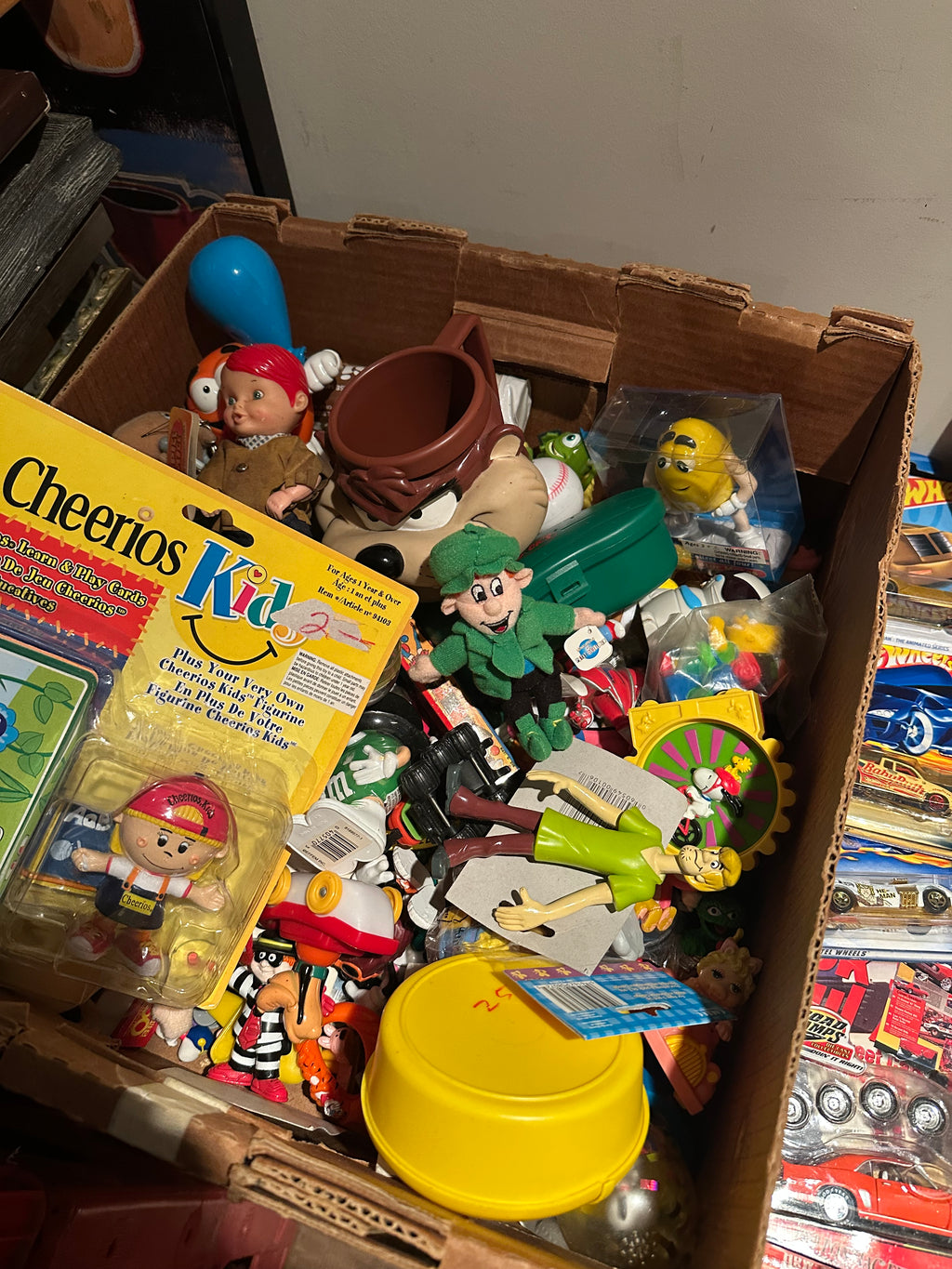 Lot #11 Toys