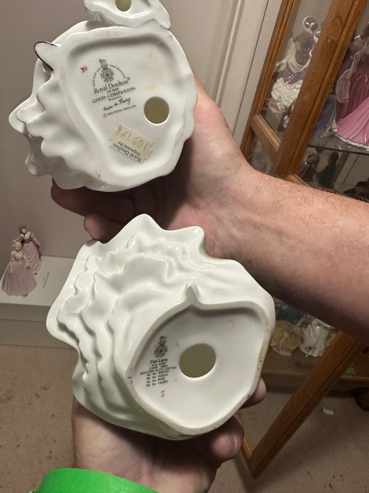 Royal Doulton Lot #34 (10 units in lot)