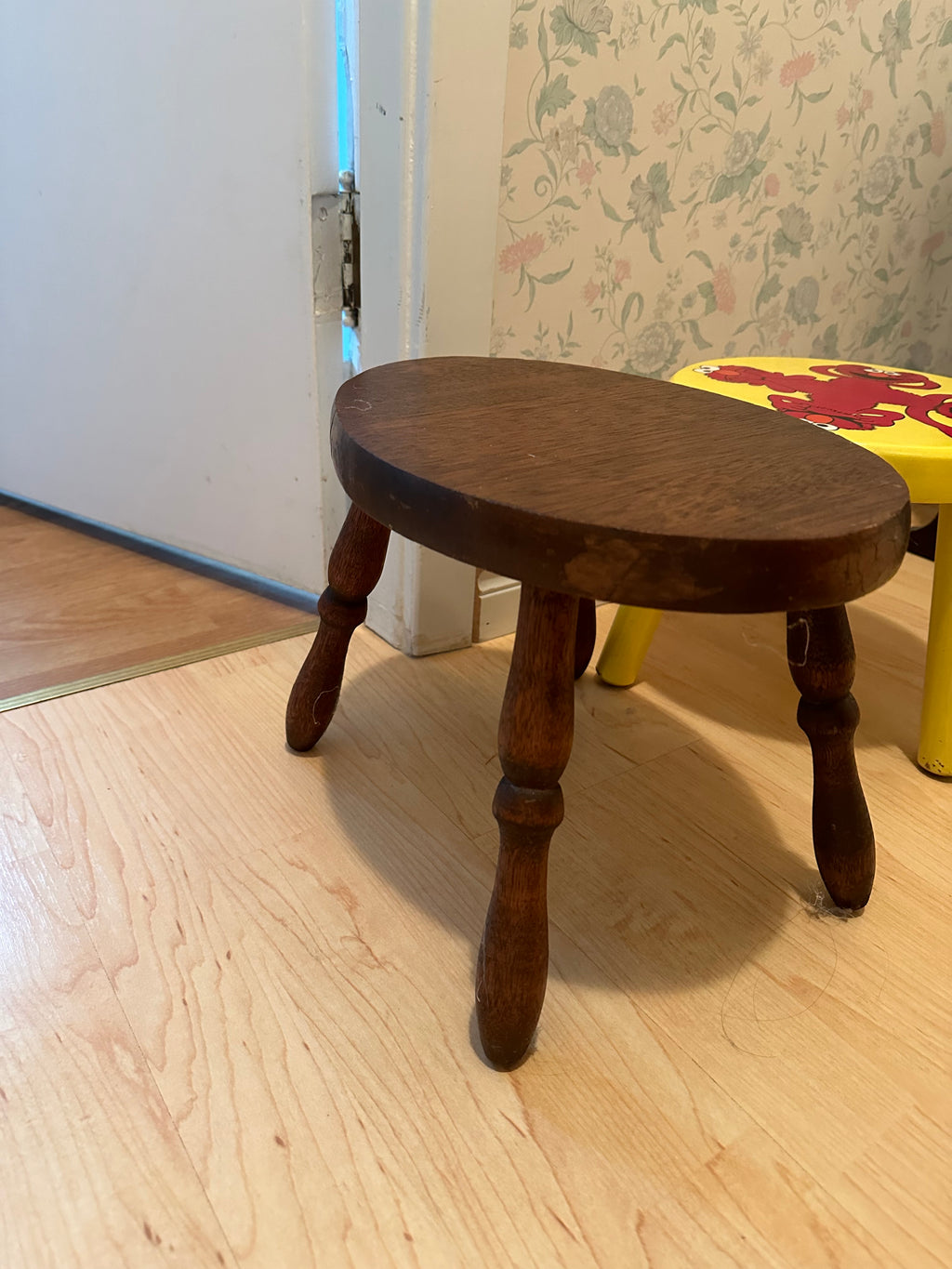 Small Stool Lot