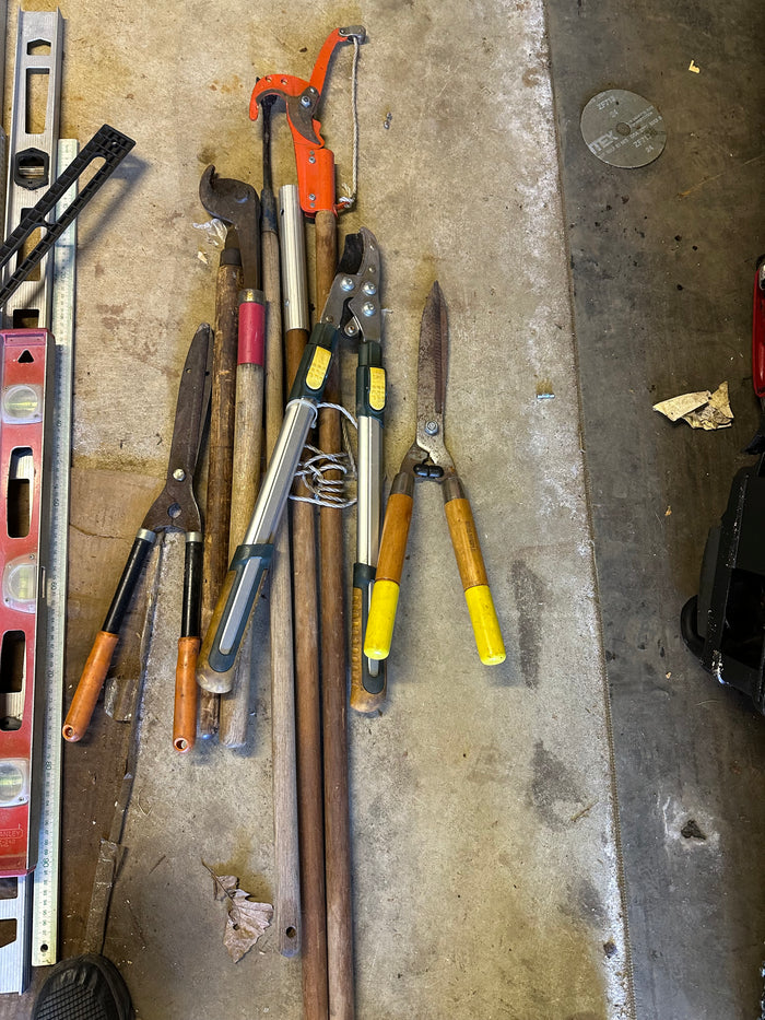 Garden Tool Lot