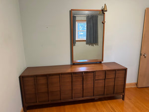Deilcraft Horizontal Dresser