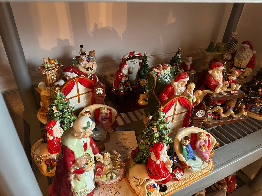 Royal Doulton Lot #22 (10 units in lot)