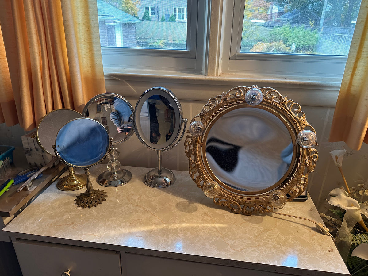 Vanity Mirror Lot