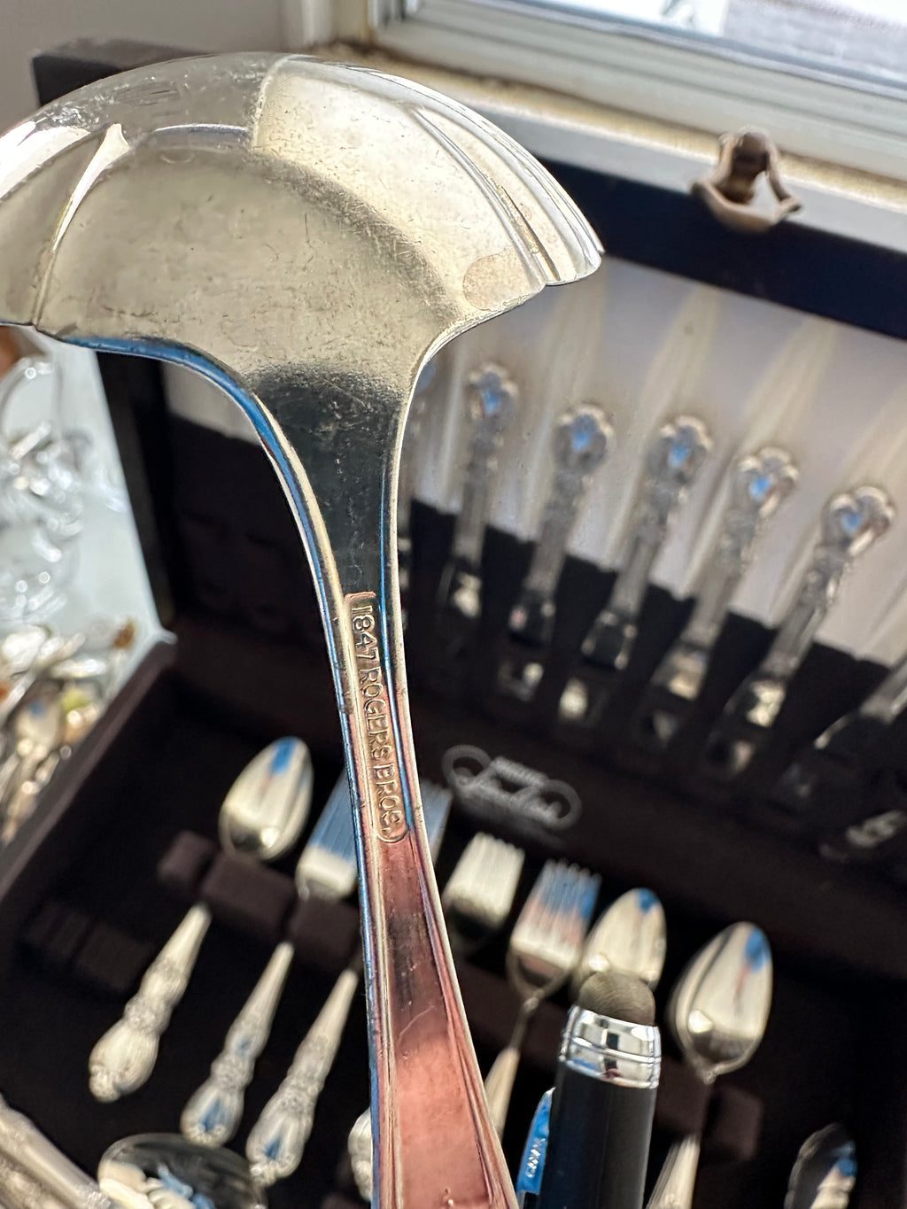 Rogers Heritage Flatware Set