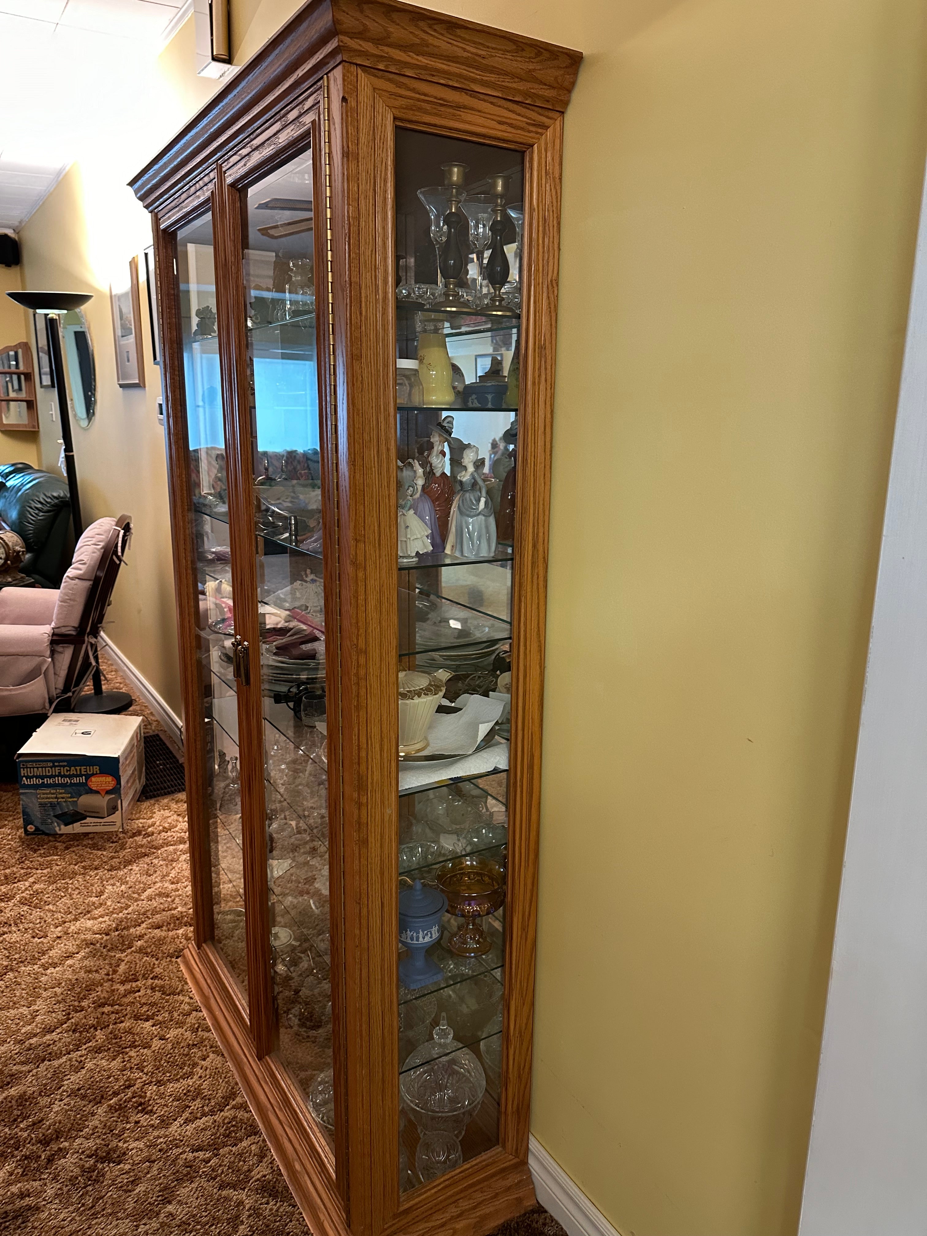 Display Cabinet