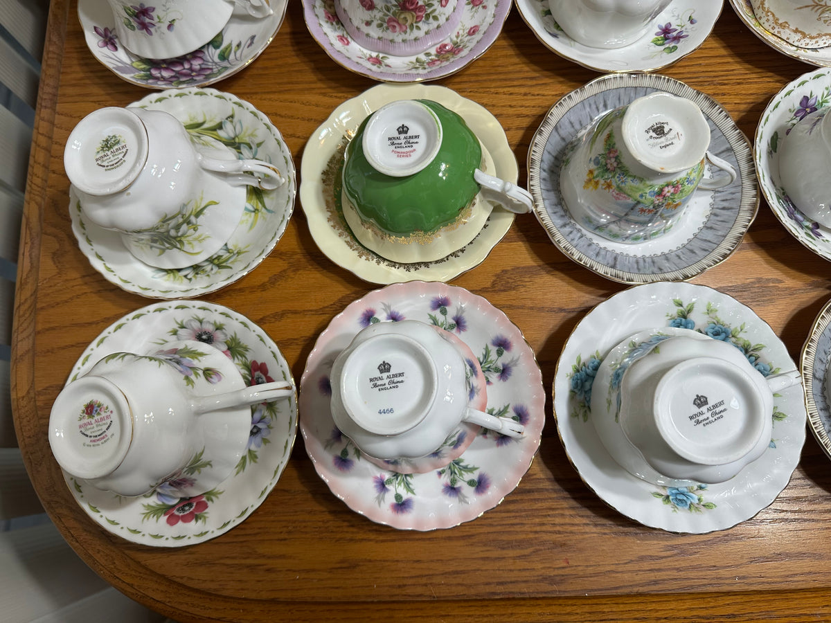 Royal Albert Cup & Saucer Lot #3 (27 units in lot)