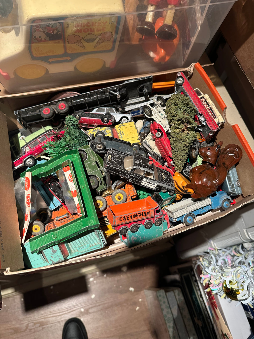 Lot #11 Toys