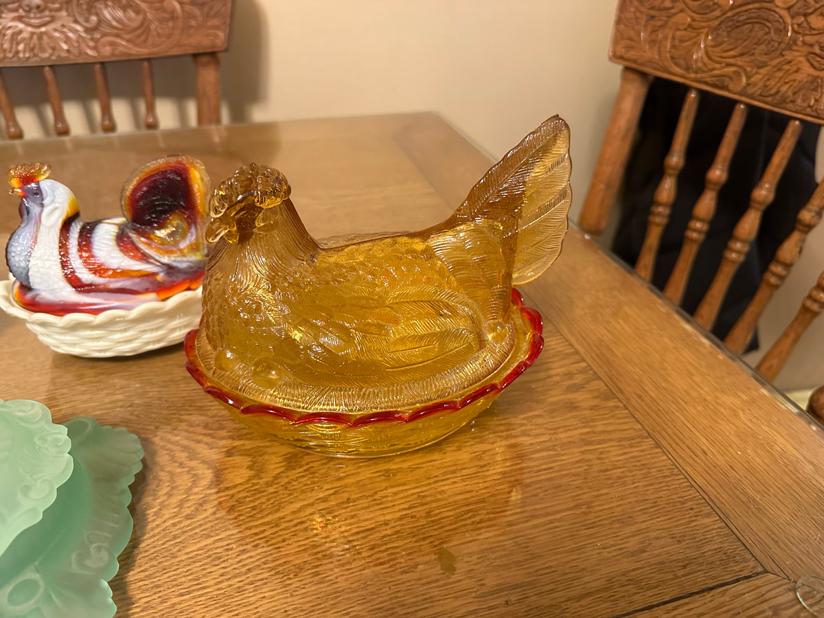 Nested Hen Lot