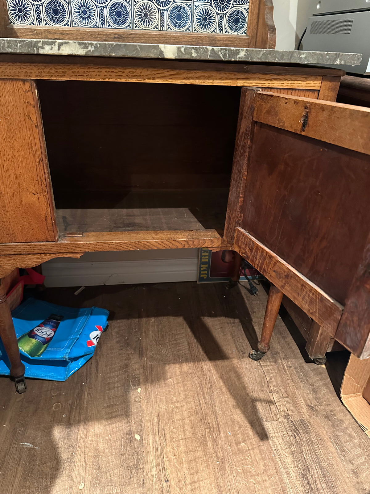 Lot #58 Dry Sink
