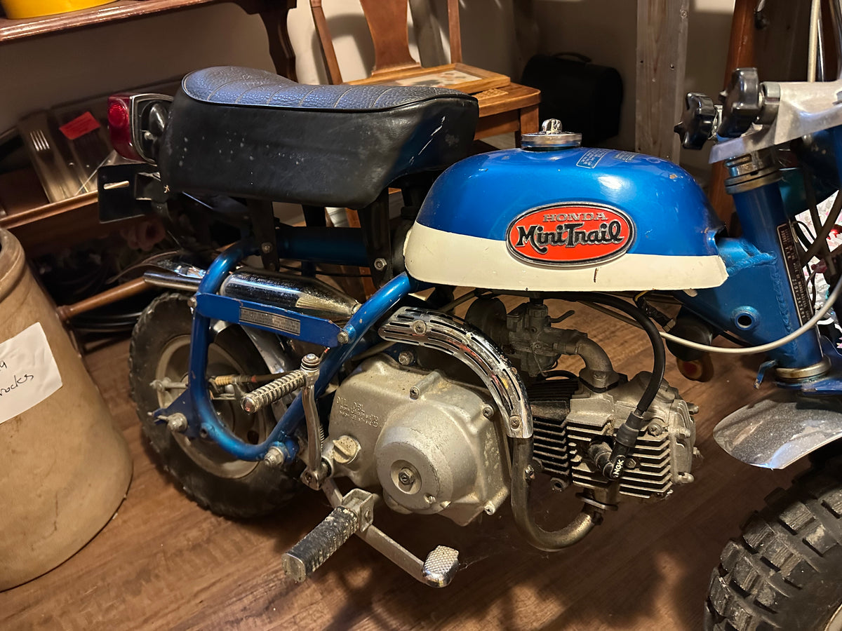 Lot #64 1971 Honda MiniTrail Z50A