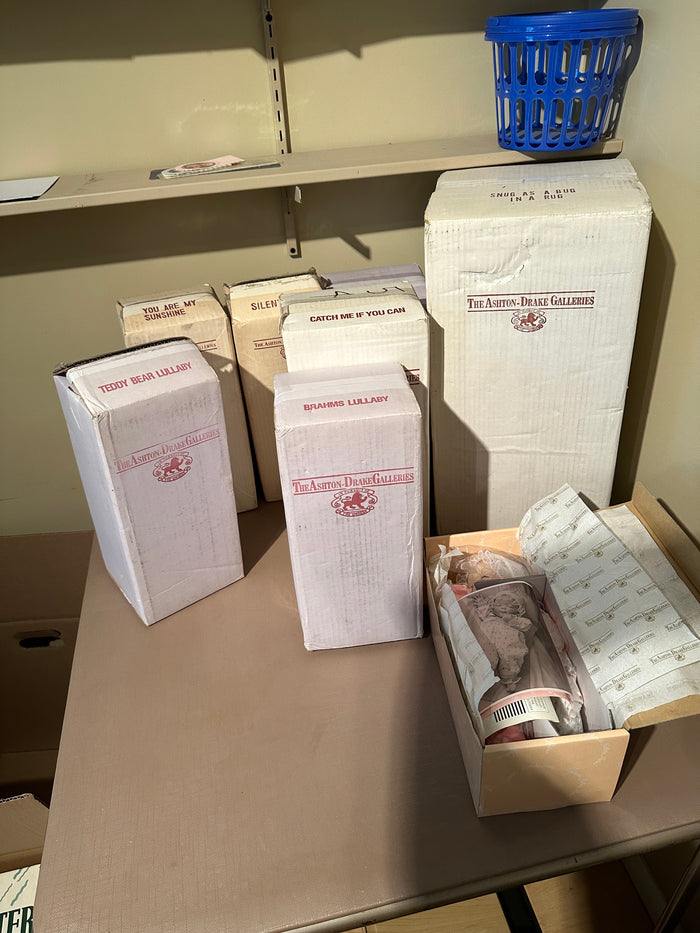 Ashton Drake Galleries Lot #1