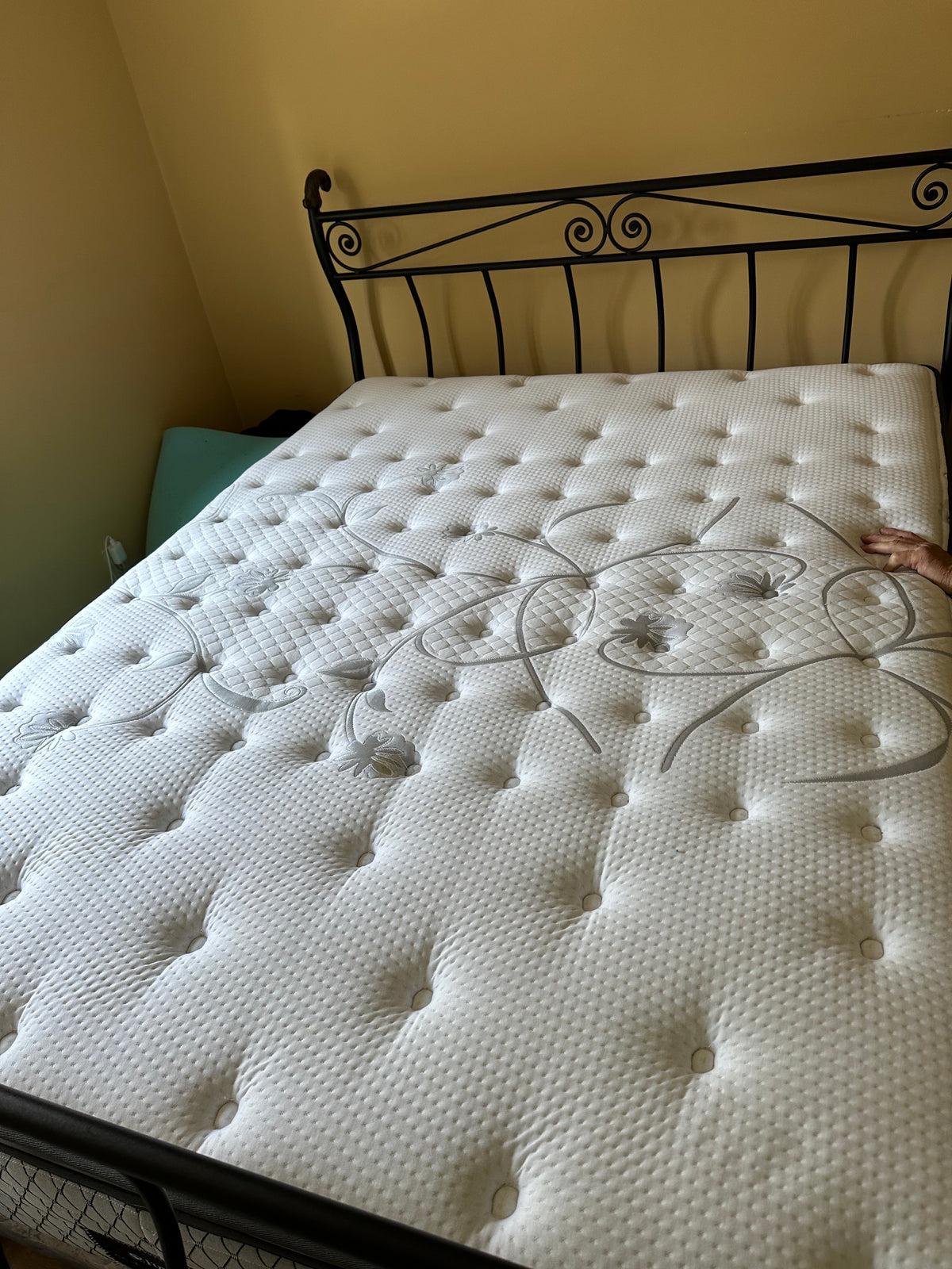Queen Bed