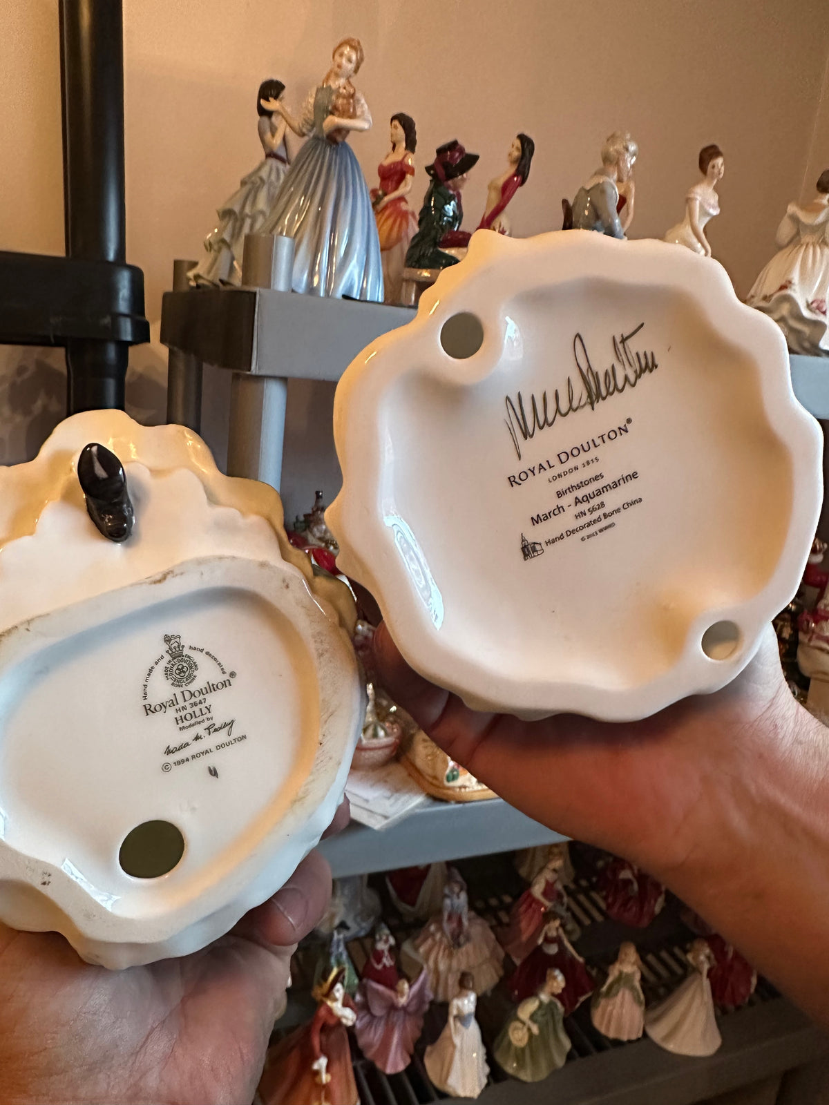Royal Doulton Lot #21 (12 units in lot)