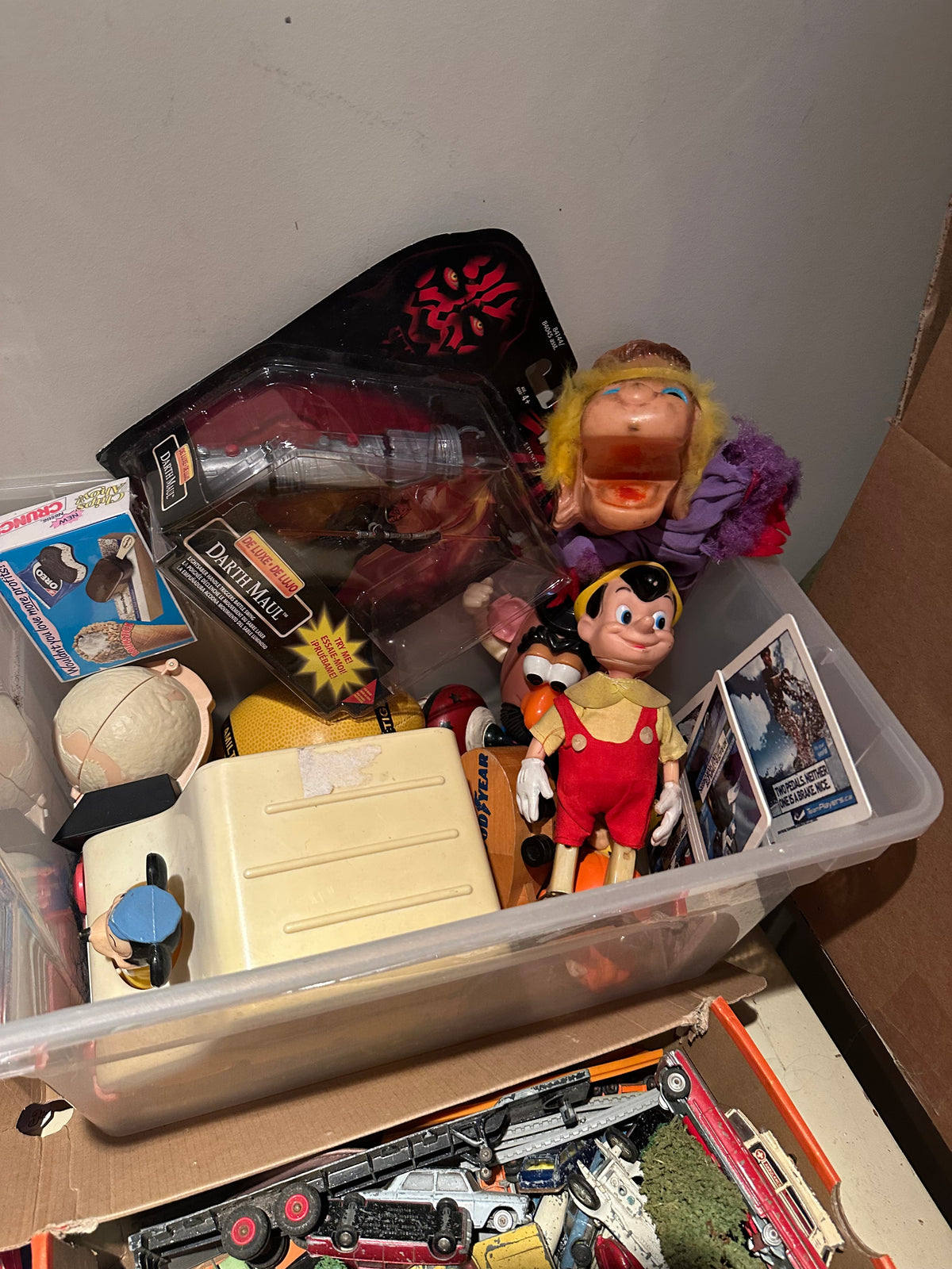 Lot #11 Toys